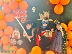 Lạc trong xứ sở Halloween đầy màu sắc của Hoa Trạng Nguyên